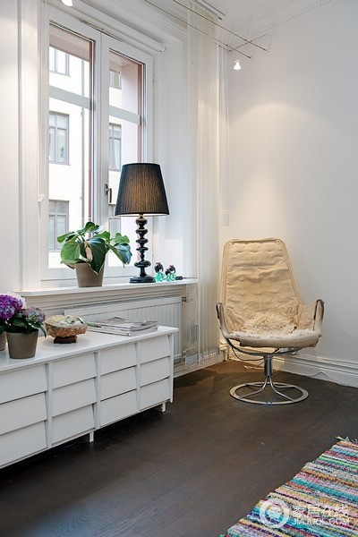 砖墙元素的时尚运用 哥德堡北欧风公寓