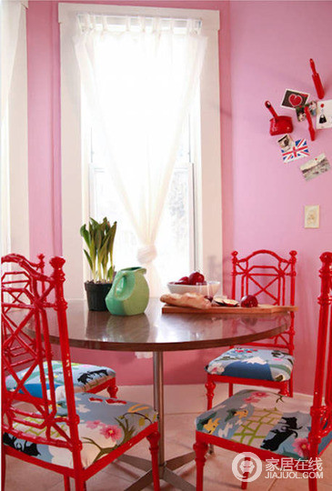 粉色与红色组合 盘点迷人的色彩家居