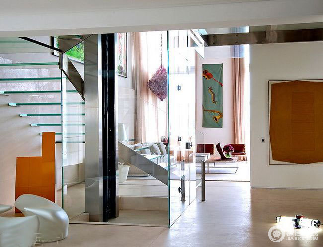 美国豪华复式公寓设计 时尚漫画色彩的家