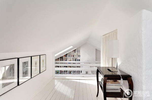 原木装饰阁楼公寓 简洁明快的白色空间