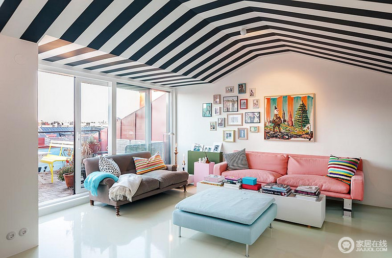 色彩斑斓的斑马家 91平米时尚复式公寓