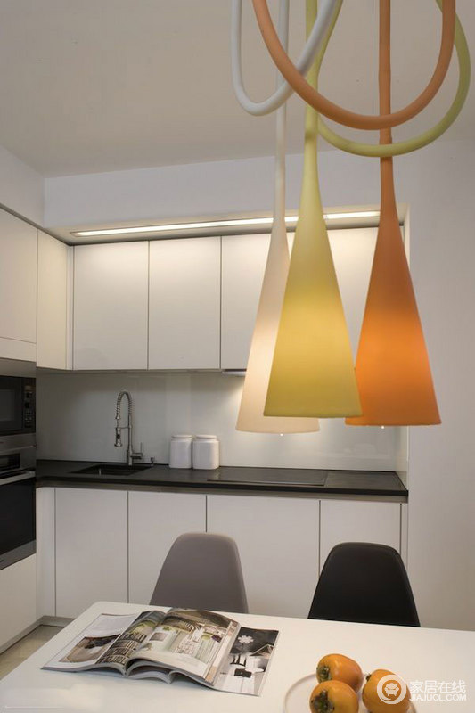 65平复式公寓设计 搭配进口家具的魅力