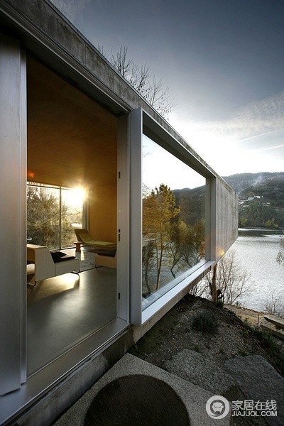 遮阳隔音美化空间 最美的12个窗户设计