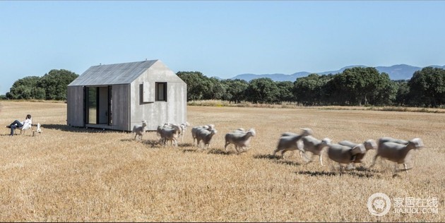 乡间小屋 西班牙乡野间的现代组合式家