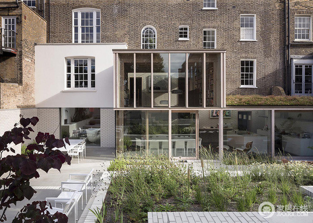 伦敦老房子里的新时尚 玻璃墙带来通透感
