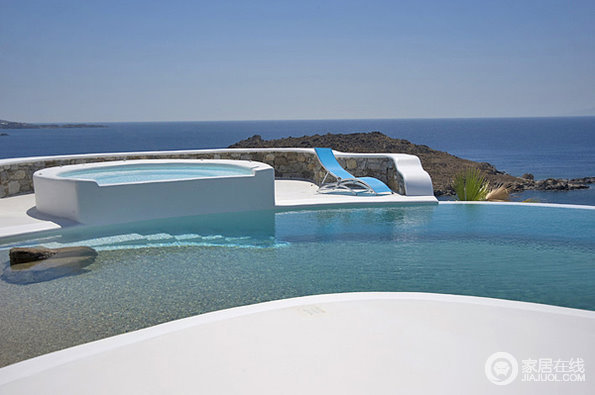 全白的地中海风格别墅 让你享受完美假期