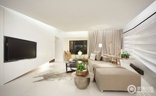 宽敞明亮的公寓设计 纯白色的质感生活