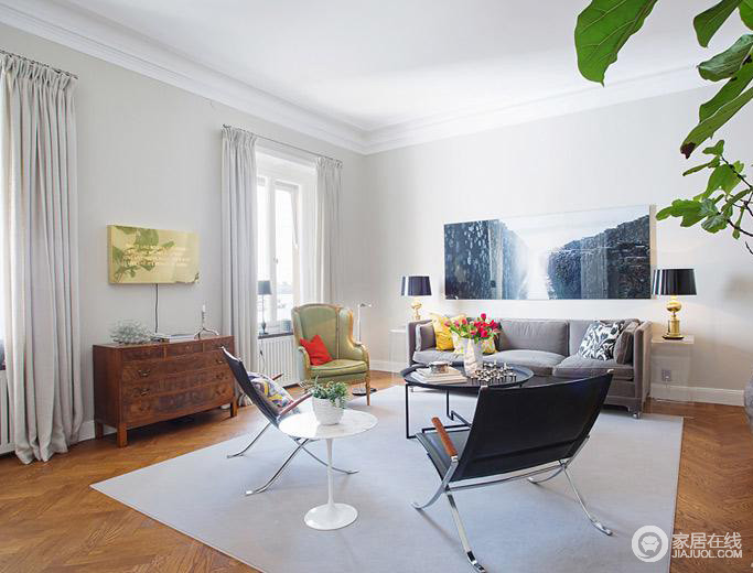 完美色彩平衡搭配 瑞典199平大公寓设计