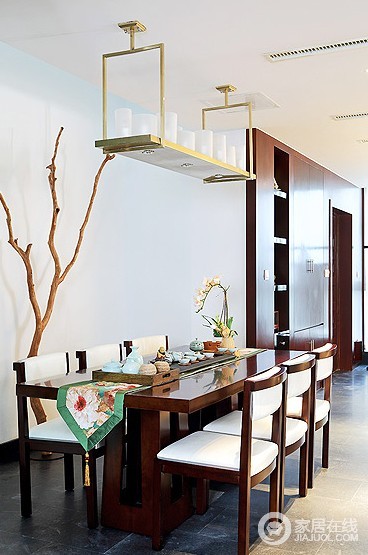 178平米混搭中国风 古朴优雅复式家