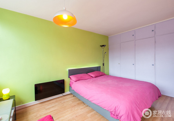 43平米彩色单身公寓 色彩塑造的活力居