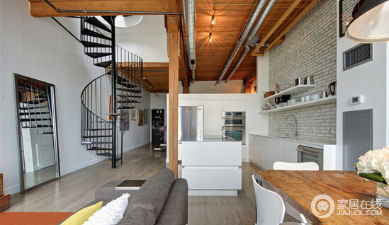 小复式迸发loft风格  宽敞明亮的住宅