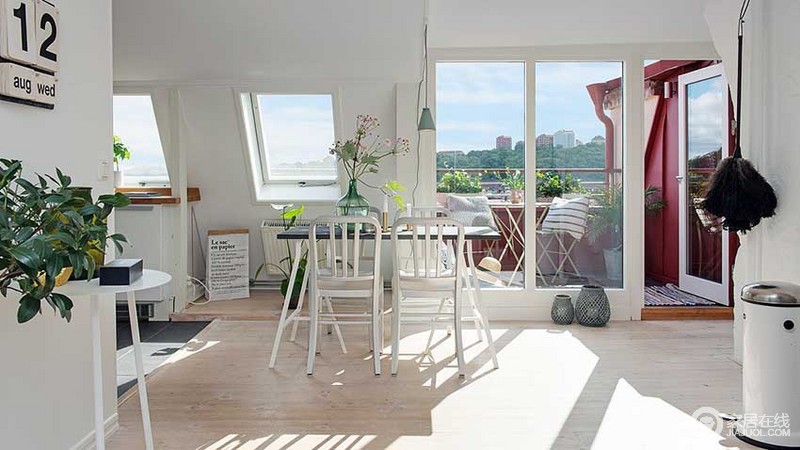 纯净简洁的住宅空间 自然舒适的家