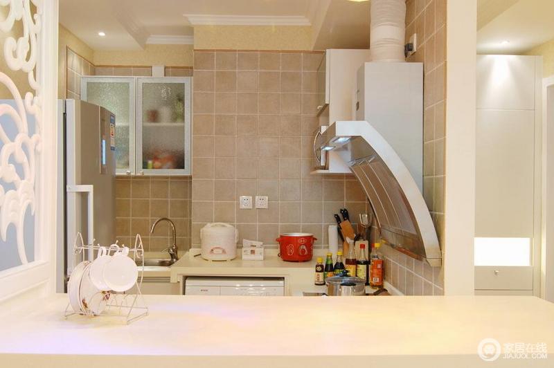 47平现代简约一居室厨房装修案例