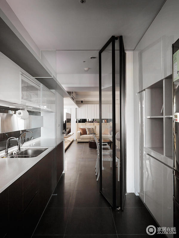 122平米现代简约厨房设计效果图