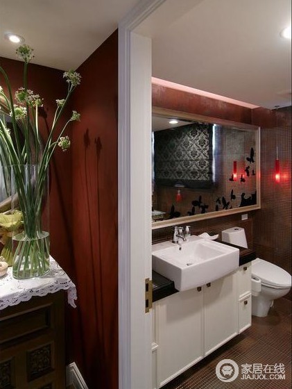 现代别墅室内卫生间装饰设计图片