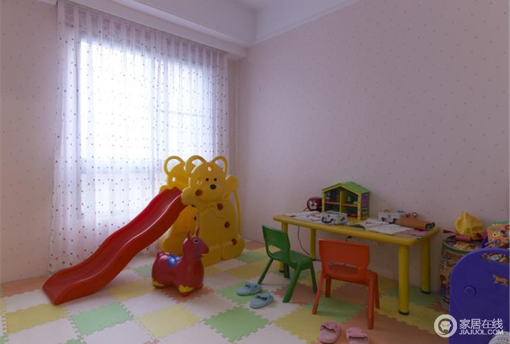 现代家庭儿童房装修效果图