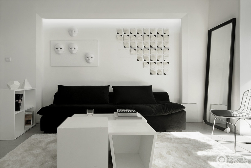 白色为主体黑色沙发表达现代简约风格理念