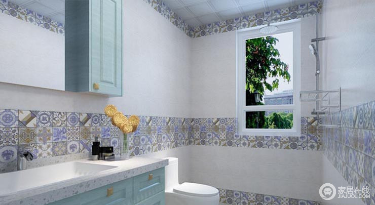 卫生间西班牙进口墙面砖背景墙设计采用以往的简单设计，大面积的白色墙砖中镶嵌的花式墙砖，与地面的白色地砖相配合十分具有设计感，意德法家的蓝色的整体浴室柜是整个卫生间的一个特色。