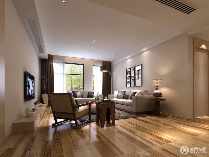 原木色的地板带着温润的气质，使空间溢满清新的自然格调。墙面以温暖的浅驼色打底，配同色系的沙发及深褐色的布艺窗帘，在简约开阔的空间里，充满温馨雅致。