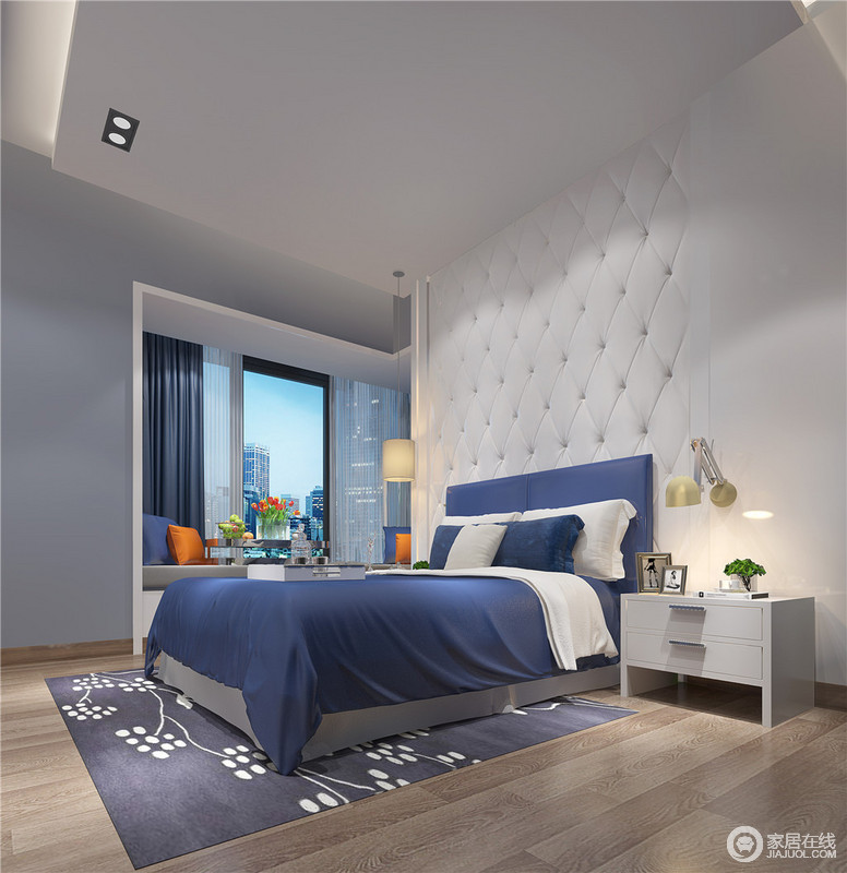 空间因为白色、紫色的立面更显唯美，皮包背景墙的古典气息丝毫不影响这个现代化的设计，反而更添雅致；蓝色床品的湛蓝清灵与蓝色植物元素的地毯在白色边柜的衬托中，愈显清新纯雅。