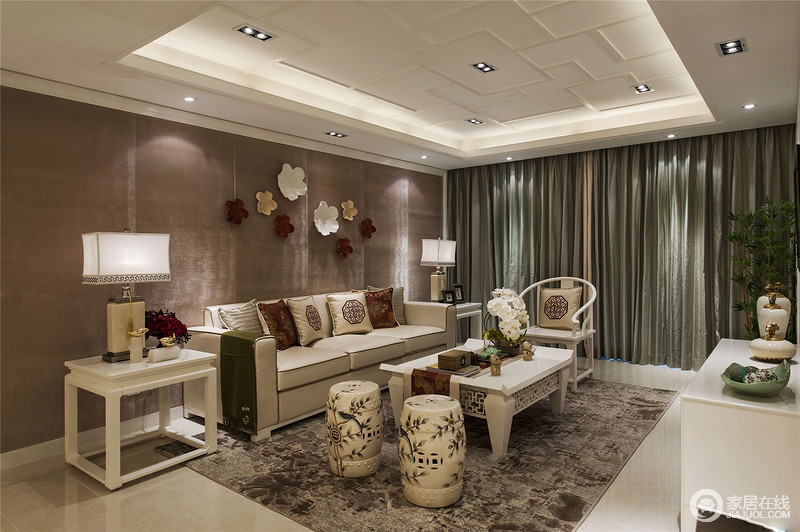新中式风格中的家具：大多是古典家具或者是现代家具与古典家具想结合。