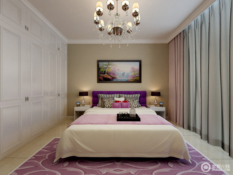 简约的卧室空间中紫、粉、白、青等色碰撞出柔美娴雅的卧室氛围，美色浓情间洋溢着梦幻活泼感。倚墙而设的通顶步入式衣柜，释放更多活动区域。