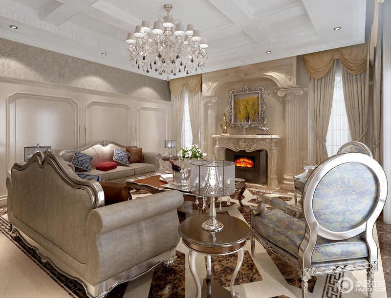象牙白的客厅里展露着欧式生活的优雅，壁炉雕刻的欧式石柱与西式古典风格的沙发、单椅相互沟通，融合出典雅的风格。