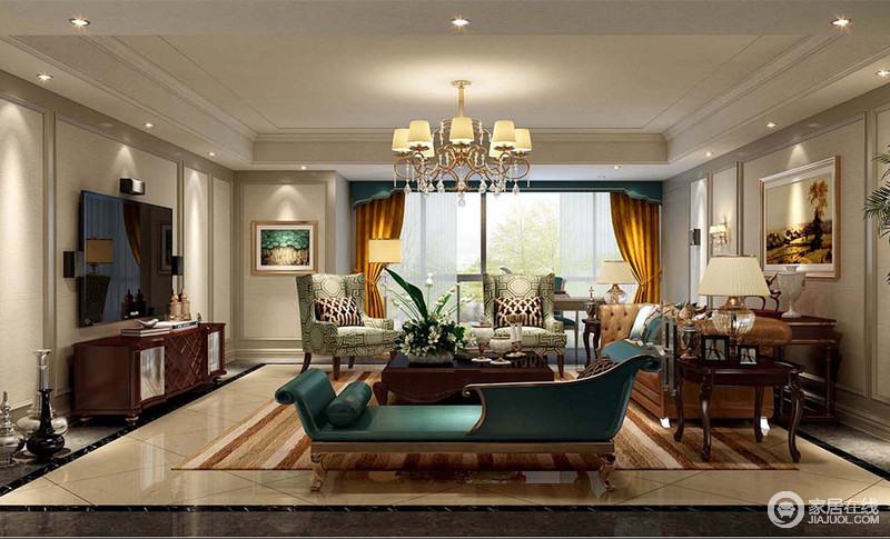 客厅里小面积鲜明色彩如宝蓝色的贵妃沙发与奢华金色窗帘的碰撞，使空间看上去更为精致细腻。不同风格混搭的沙发系列，强调了融合的趣味，背景墙面线条勾勒出丰富层次感。