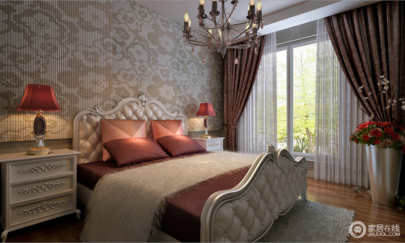 卧室里马赛克花卉墙面，将浪漫的气质蔓延至典雅的银色双人床上，深红色的床品搭配温暖的白色绒毛毯，水晶烛光灯散发着精致的光线，甜美优雅的梦幻感营造出来。