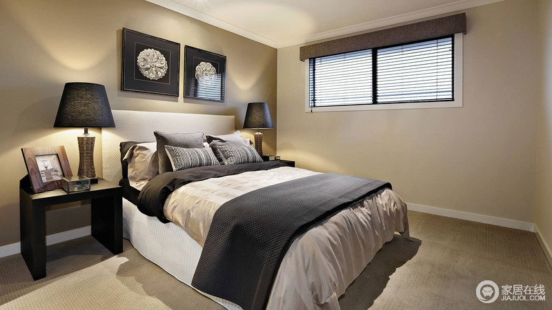 卧室以完全素颜的状态呈现，用温馨暖黄和少许家具、床品灰来勾勒出纯净、放松、舒适的居室氛围，也展现了空间沉稳的一面。