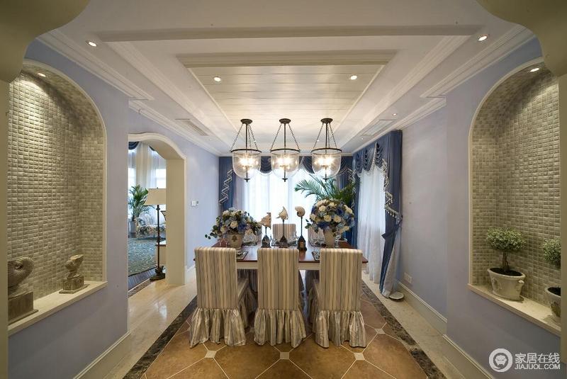 进入餐厅门与装饰墙以拱型造型，提升餐厅优雅浪漫。