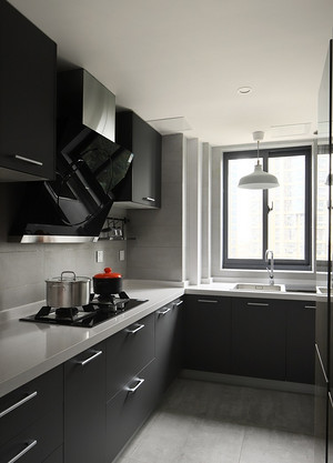 黑色厨房效果图 黑色厨房装修效果图 黑色厨房装修图片 家居在线