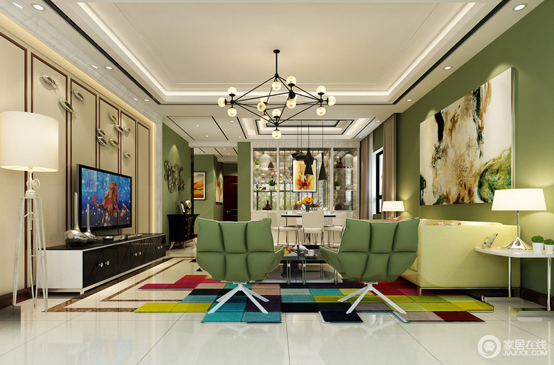 清爽的绿色带着自然的活力，缤纷的马赛克地毯幻化出旖旎的绮丽，与画作上的图案鲜活演绎生动的斑斓感。电视墙与地板及灯饰上的线条，展现出现代几何的设计感。