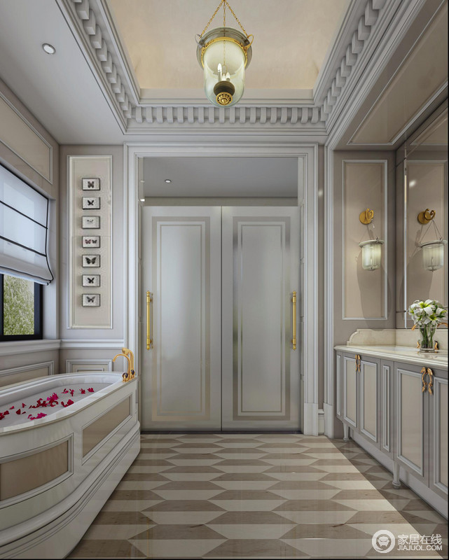 欧式玻璃吊灯是主人的收藏，让人回味到欧式传统艺术；地面拼色确定地将几何模式呈现在卫浴间，可谓艺术无处不在。