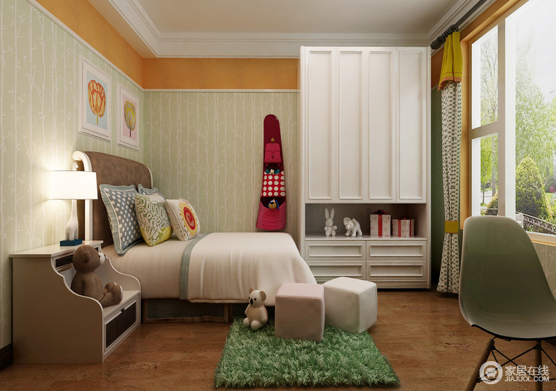 浅绿色壁纸将洁净的空间装点得丰满，在与白色床品和家具的搭配中令儿童房更显清爽。