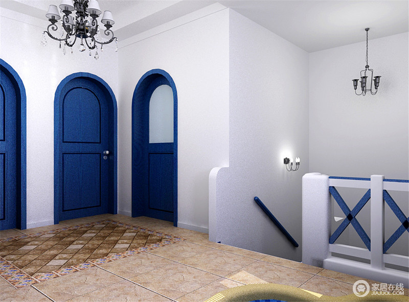 二楼的走廊区以原始的白色为主，不加雕饰地打造一个纯白的世界，而蓝色拱形门装饰空间，浓郁地地中海清新更显隽意；褐色仿古砖被摩洛哥花砖勾边，朴素中带着异域风情。