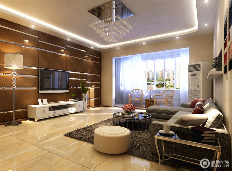 褐色背景墙让立面富有层次感，规整地空间里灰色布艺沙发简洁，圆形金属茶几让客厅独具后现代范儿。