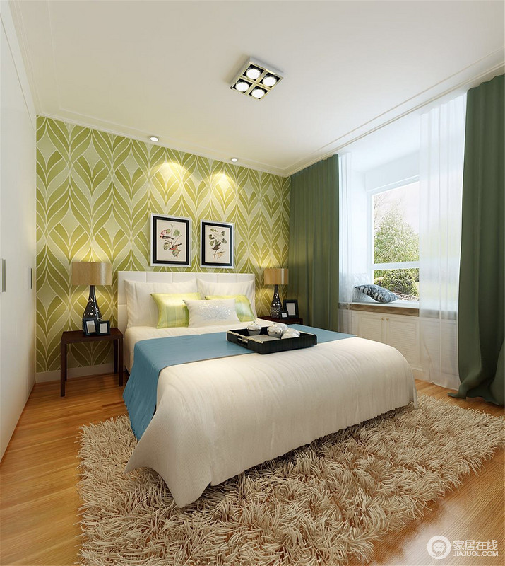 绿叶壁纸与白色的床品渲染出一个清新、简快的居室；褐色实木边几和瓶状台灯都是主人精挑细选之物，让现代设计滋润着空间，也找到新的美学组合。