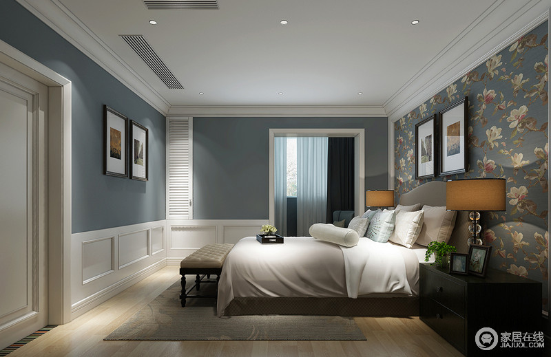 卧室以蓝白色调装裱墙面，素净和优雅并存；背景墙繁华盛开的饱满和活力让整个空间徜徉着自然生机，艺术画对称悬挂，将小文艺风铺散致空间；而白色床品与素色地毯以内敛的设计点缀出温和。