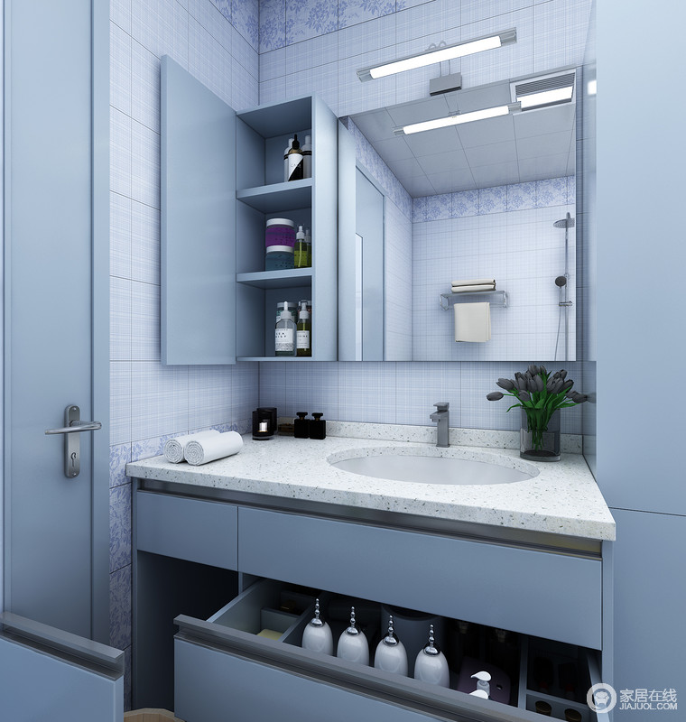 吊柜：开放格+镜柜这样既能保证整个卫浴空间的整洁大方，也方便洗浴。 