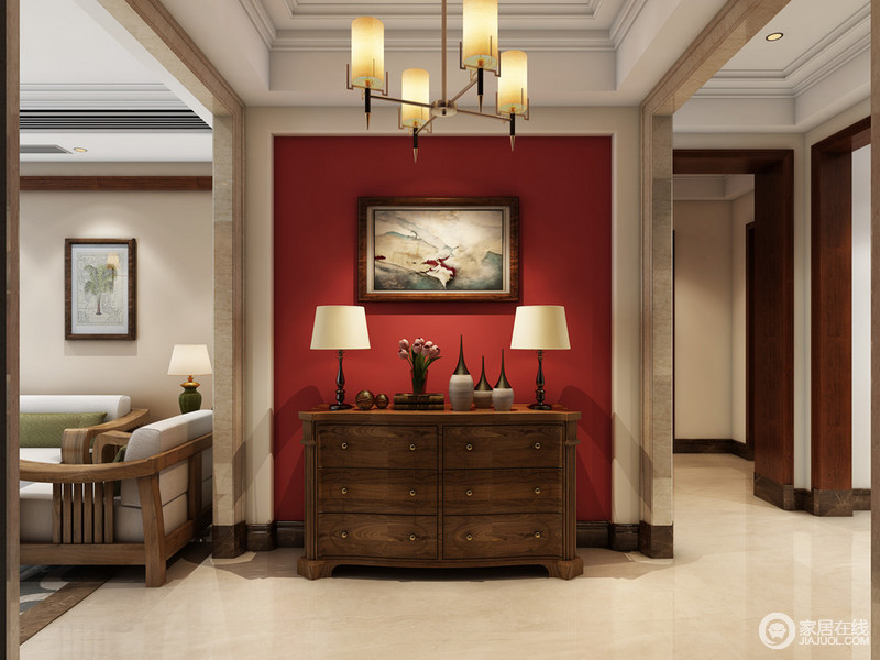 虽然美式设计总给人一种历史的陈旧感，甚至因为实木家具的古朴设计让空间充满了旧式艺术；设计师巧妙地将墙面粉刷成红色，并以版画和美式木质台灯、摆饰来缓和这份旧调，平衡出旧感的时髦空间。
