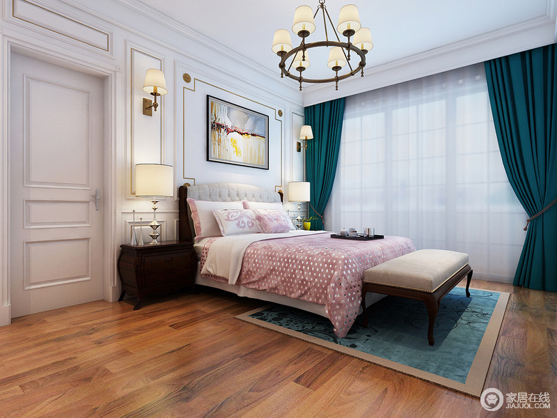 卧室延续了公共空间的蓝白色调，显得极简清爽。床品则采用粉白布艺，镂空波点的图案同画作上的涂鸦彩，点缀出空间上的浪漫甜美风情与文艺艺术感。