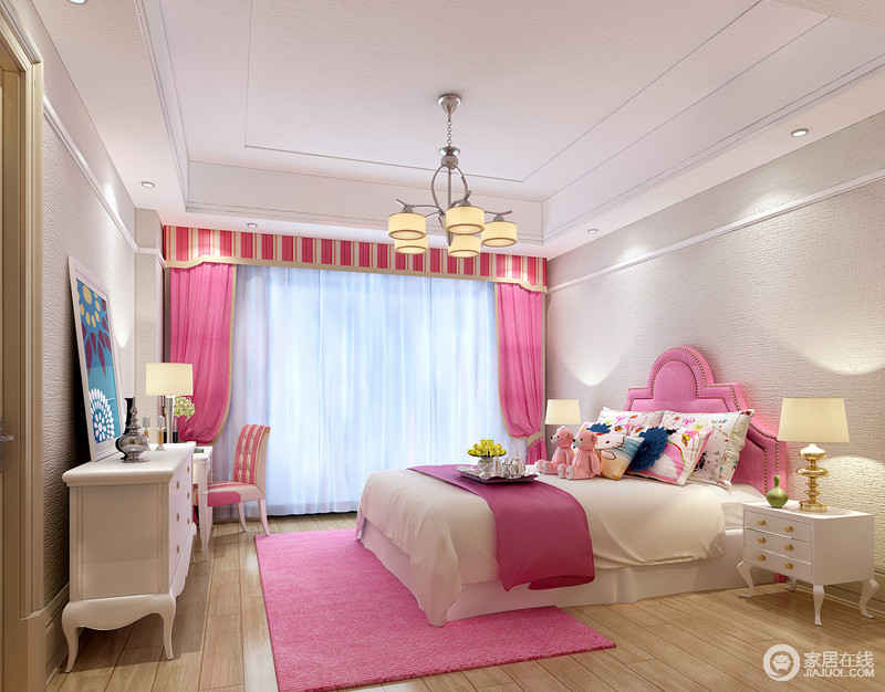 女孩子的房间当然少不了甜甜蜜蜜的粉红色，运用在床头、布艺织物和窗帘、椅子上，配合着纯净的白色和烟灰色，彰显出少女的纯真和甜美，空间充满了明媚活力和朝气。