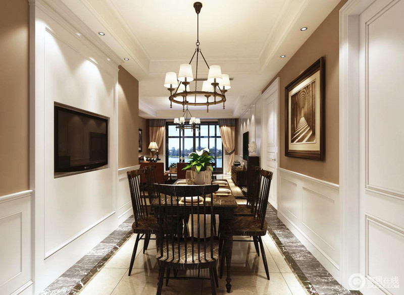 餐厅以白色为底，棕色餐桌餐椅在简欧吊灯的衬托下更显风情。