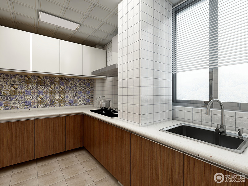 墙面是白色小格砖平铺，整个家都是中式风格，所以厨柜也是用原木色作为柜门面板来统一风格，洁白的台面和灰色的脚线将墙的平面有效的分为多个平面，增加空间的层次感。