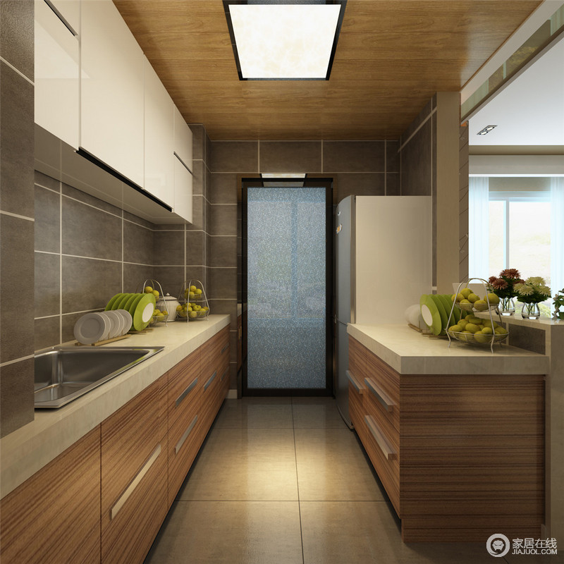 厨房与客厅相对而设，在距离上更方便日常生活；纹样生动的厨房里面与白色柜体创意出活力，少了刻板和严肃，呈现了一个独特而温馨的空间。