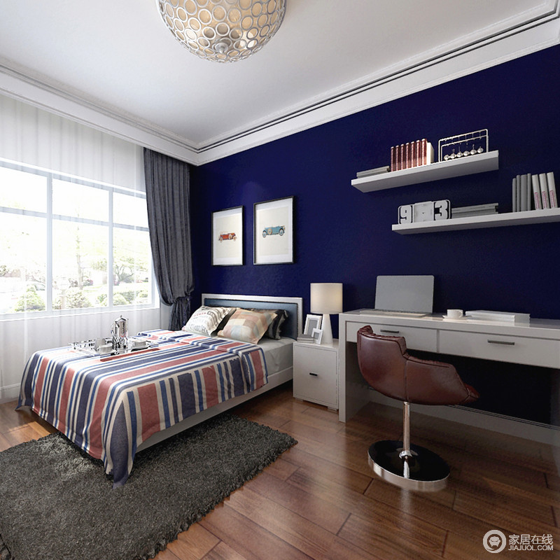 卧室体现着现代设计的果敢，藏蓝色因彩色格纹床品而变得更绅士，型男范十足。