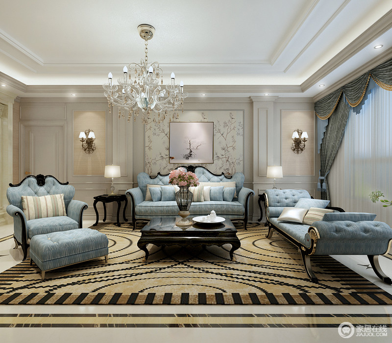客厅尽情施展搭配的魅力，将优雅清爽的法蓝与充满冷峻线条的几何地毯搭配在一起，在冷暖色的对比下，营造出缤纷溢彩的纯净、恬淡的视觉空间。