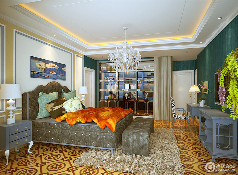 卧室看似凌乱，却处处显示着小心机。桌椅采用幽深的蓝，强调家具实用性；黄色墙线及地板和深棕色床具，负责复古的格调；而绿色墙面，则在众多元素中添加清新自然的气息，也契合整个空间主题。