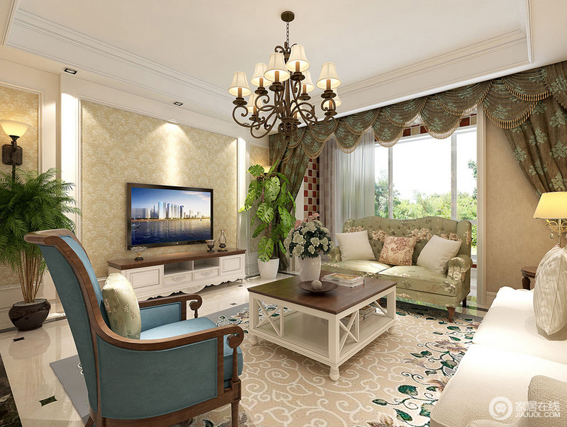 简约明亮的客厅给予轻松与恬静，墨绿色法式窗帘唯美地曲线增加了空间的线条美。